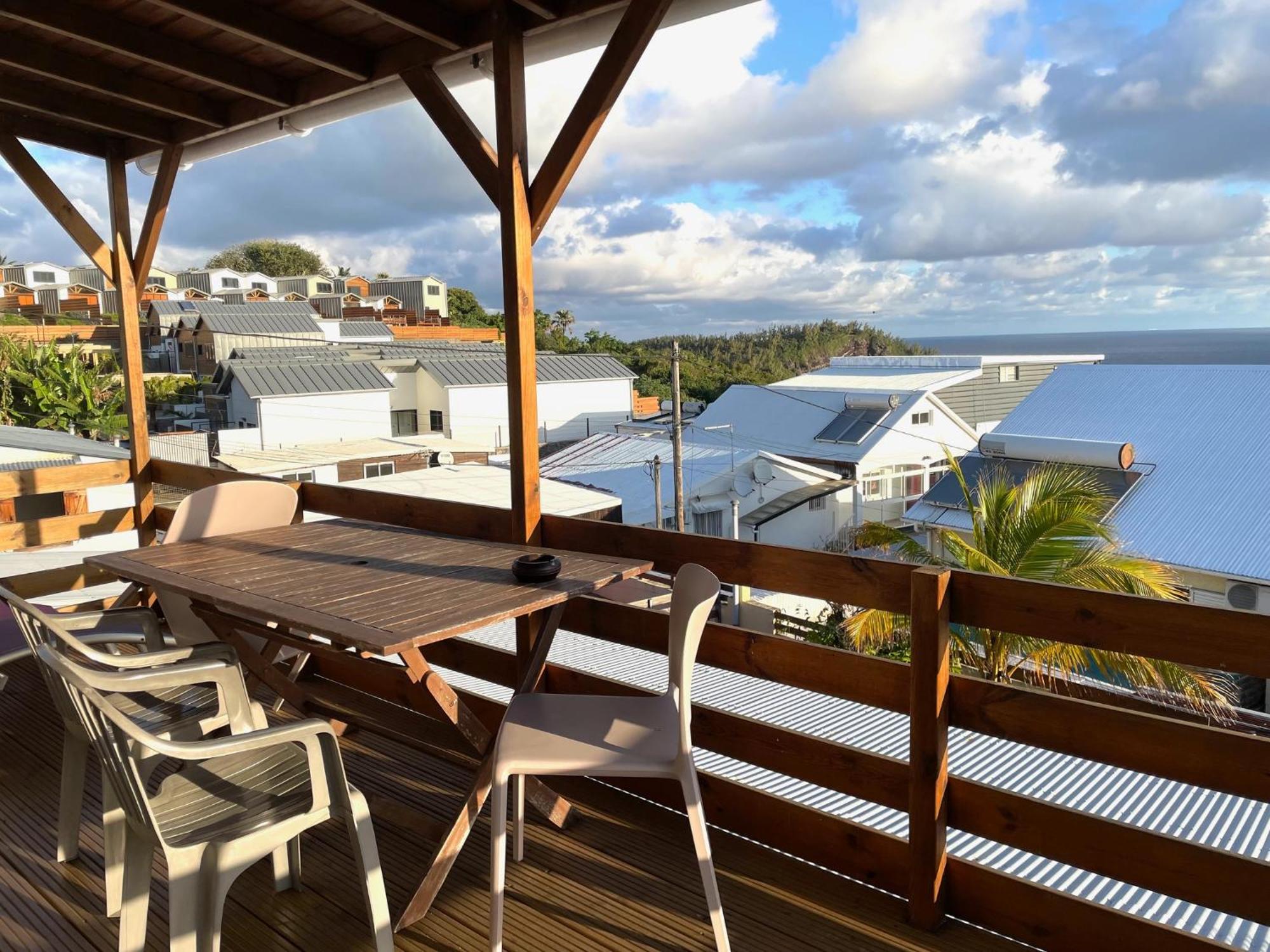 Alambic De Grand Anse Apartment Petite-Ile Exterior photo