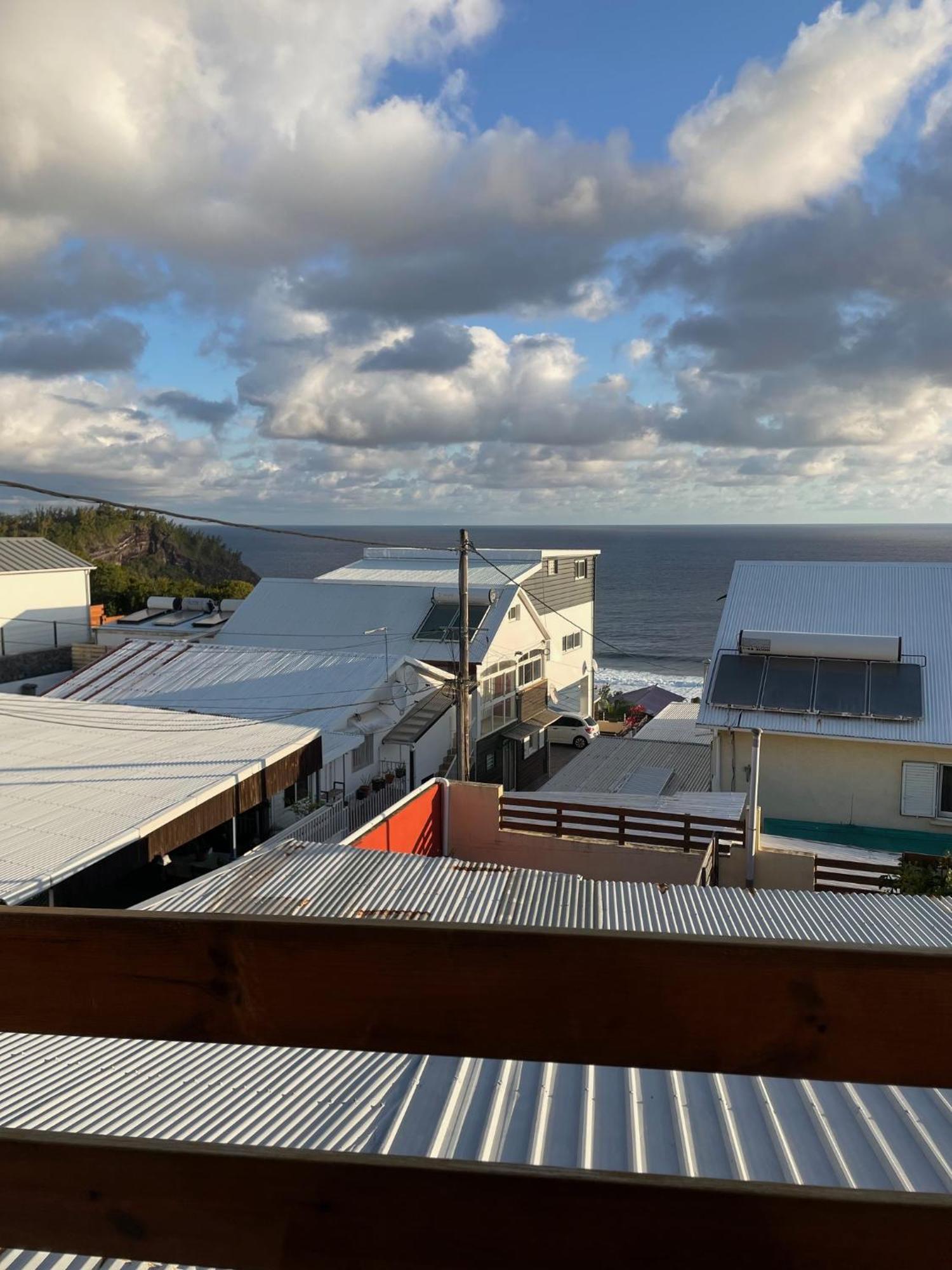 Alambic De Grand Anse Apartment Petite-Ile Exterior photo